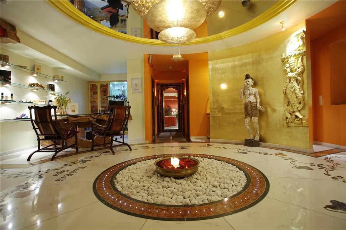 Grand Hotel Binz Kültér fotó Interior of a spa