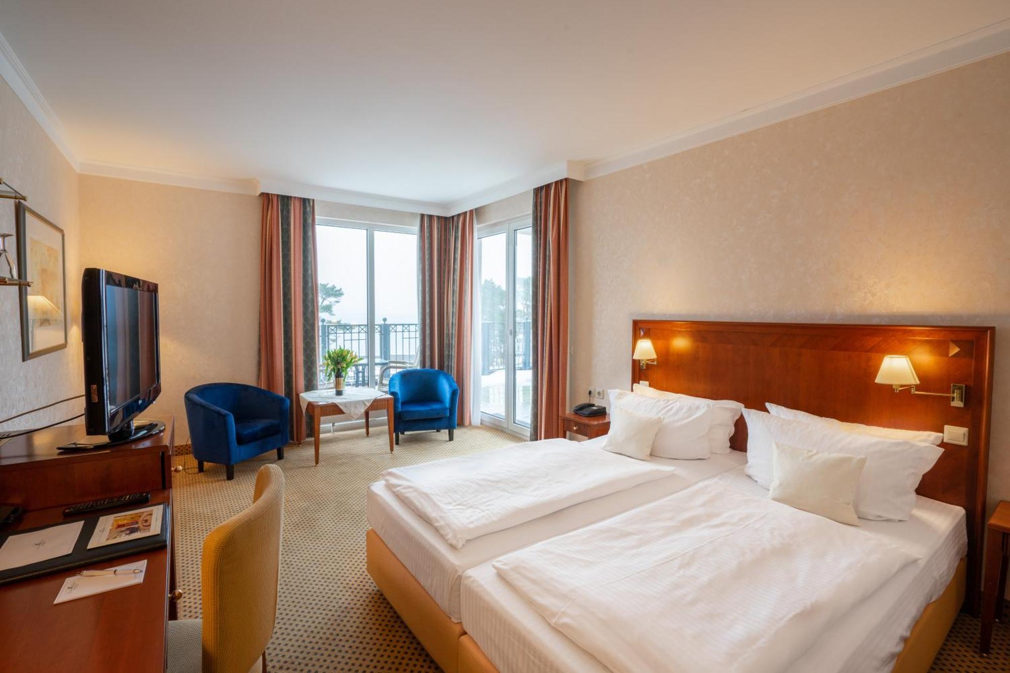 Grand Hotel Binz Kültér fotó A typical hotel room