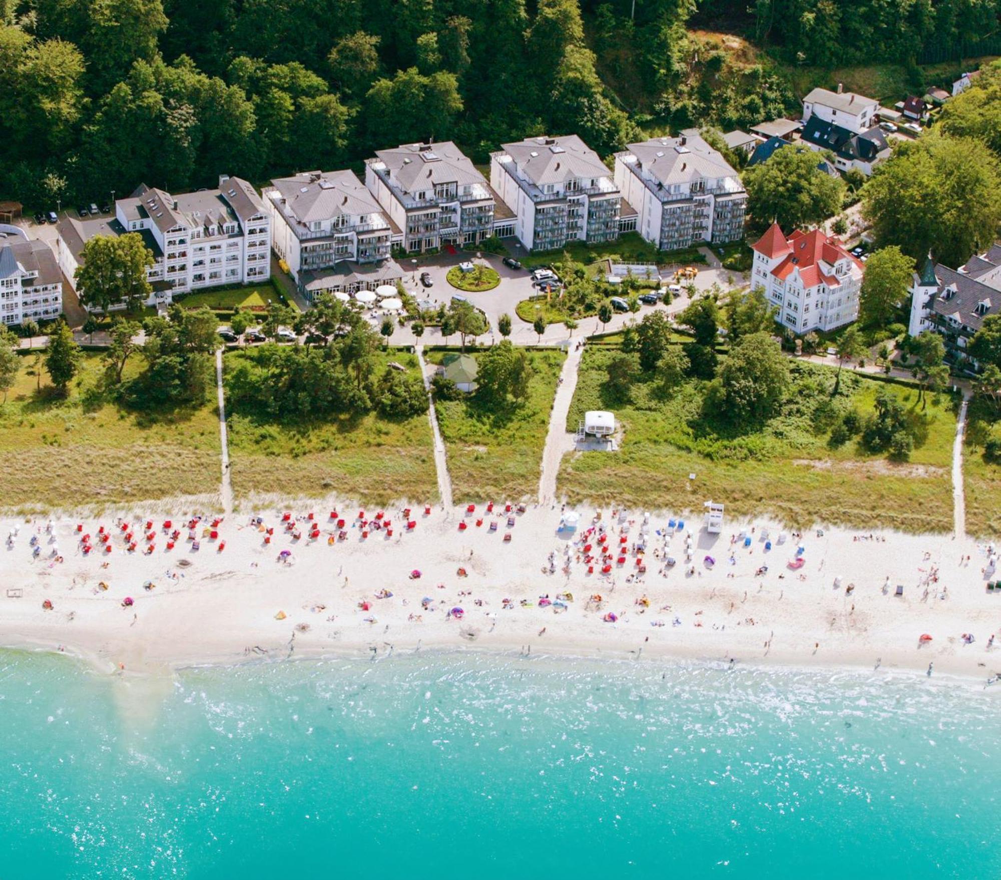 Grand Hotel Binz Kültér fotó Aerial view of the resort
