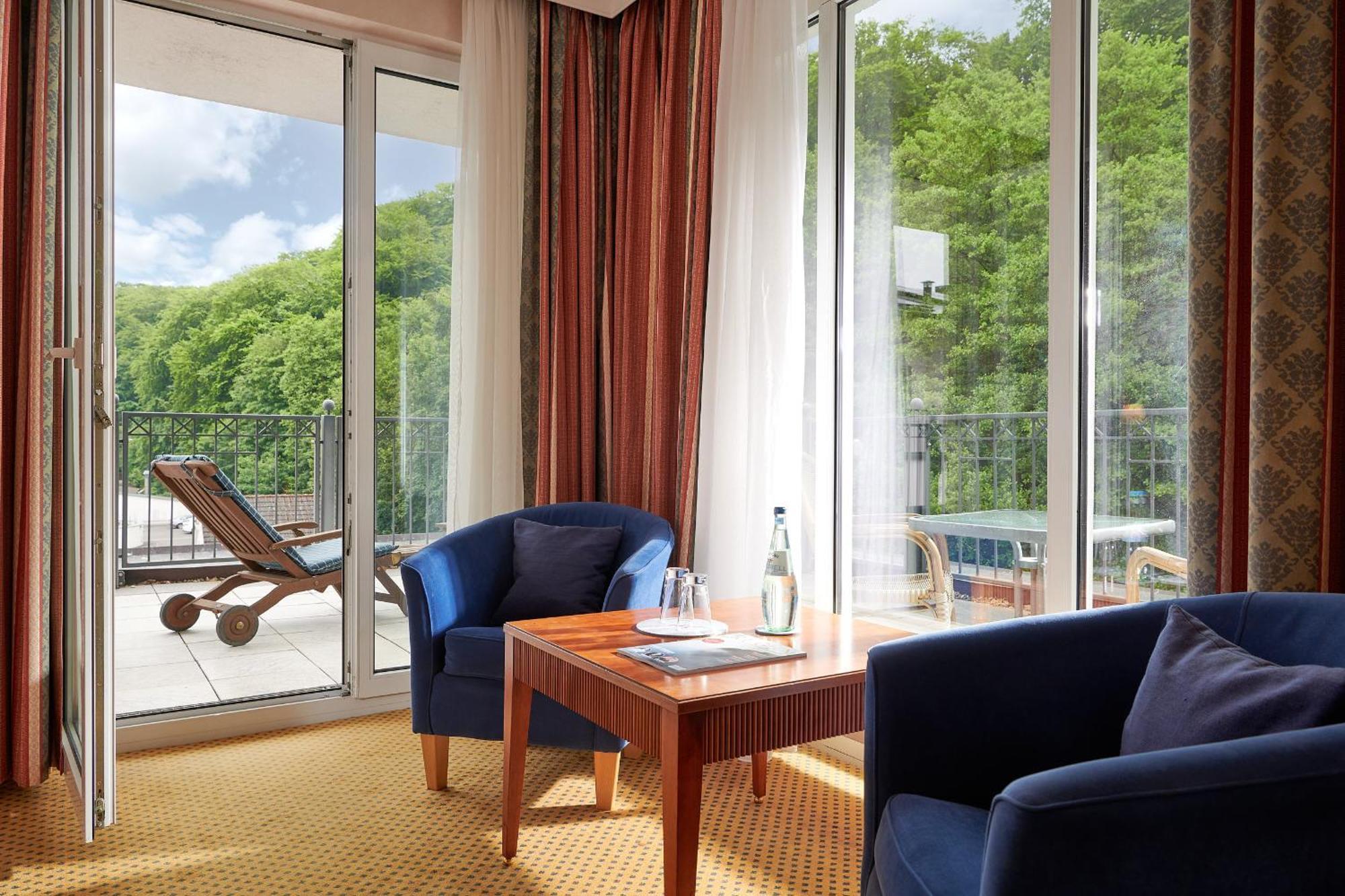 Grand Hotel Binz Kültér fotó A room at the Hotel Waldhaus